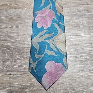 Bert Pulitzer tie 👔